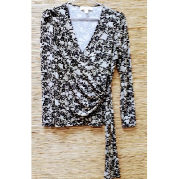 Michael Kors floral wrap top - Picture 1 of 1